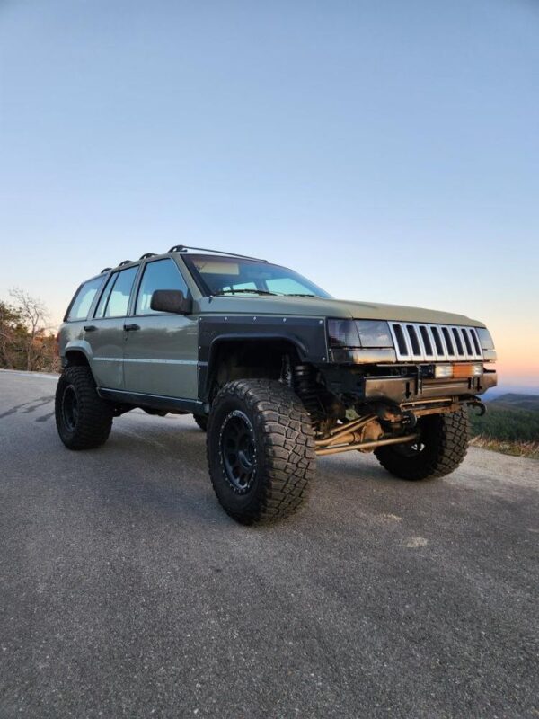 ZJ (1993-1998) Jeep Grand Cherokee Front Fender Armor - Narrow Width