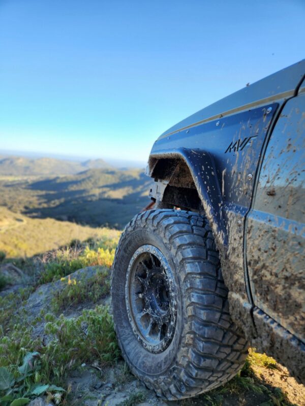 ZJ Front Fenders Narrow Width (1993-1998) Jeep Grand Cherokee - Carlos Camarero