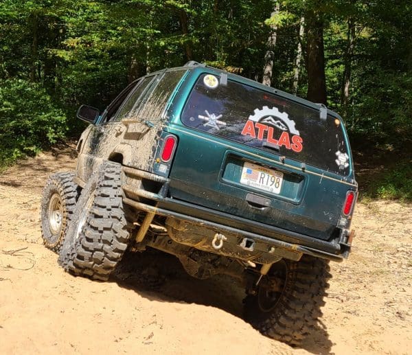 ZJ 93-98 Jeep Grand Cherokee Rear Tube Bumper with Tire Carrier - Image 6