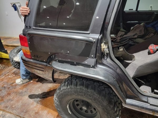 ZJ (1993-1998) Jeep Grand Cherokee Rear Fender Flares