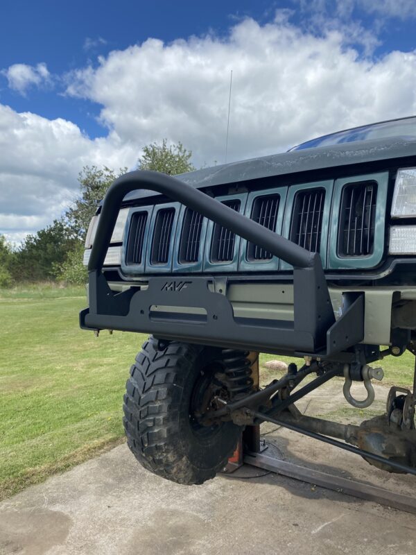 ZJ (1993-1998) Jeep Grand Cherokee Winch Mount Only Option with Stinger