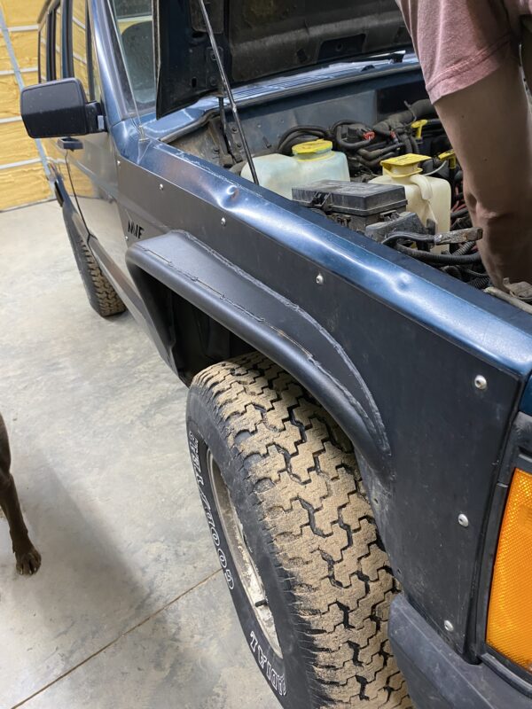 XJ 1984 - 2001 Jeep Cherokee Front Fenders with Flare