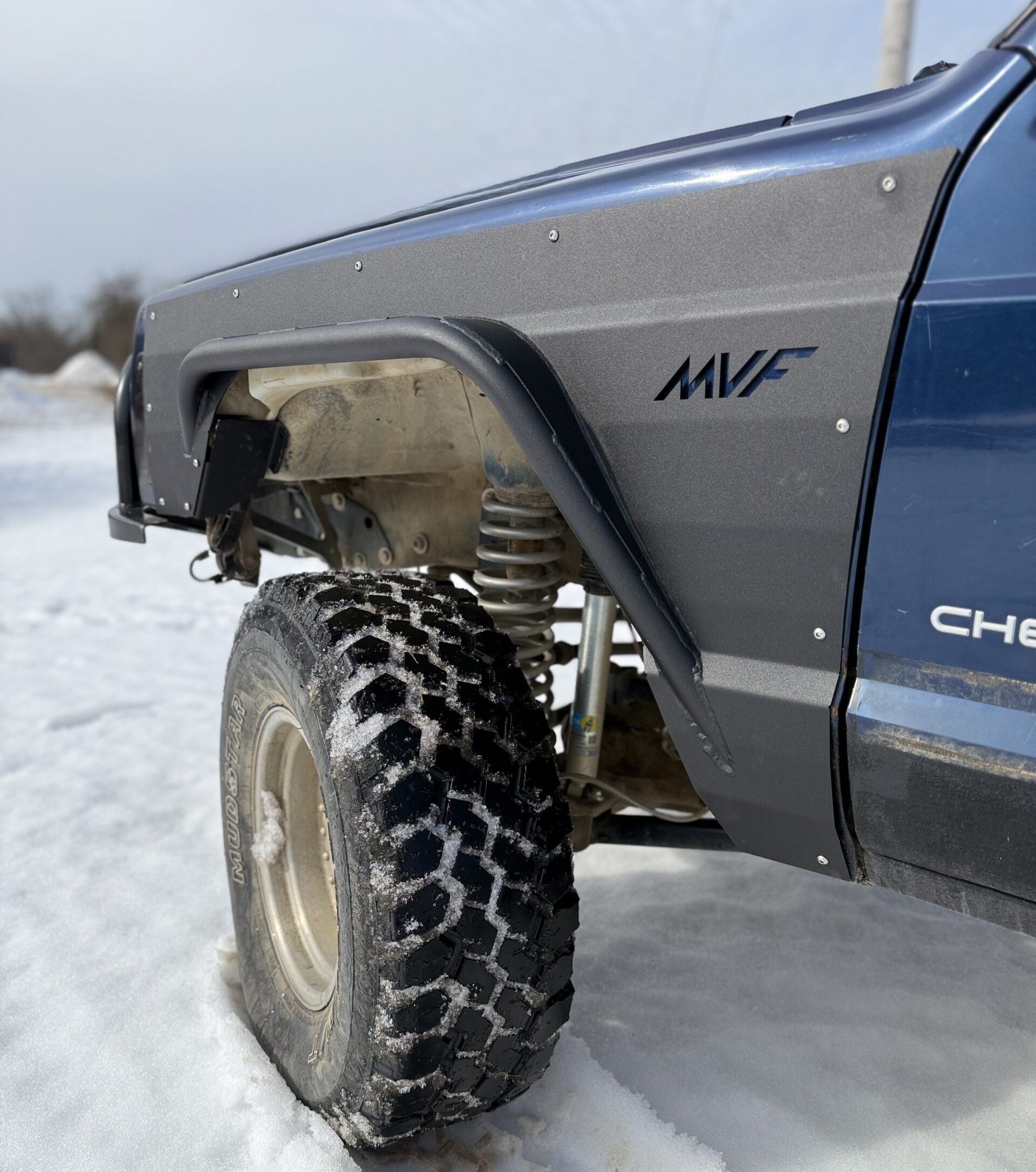 XJ (1984-2001) Jeep Cherokee - 2 Door Front Fenders