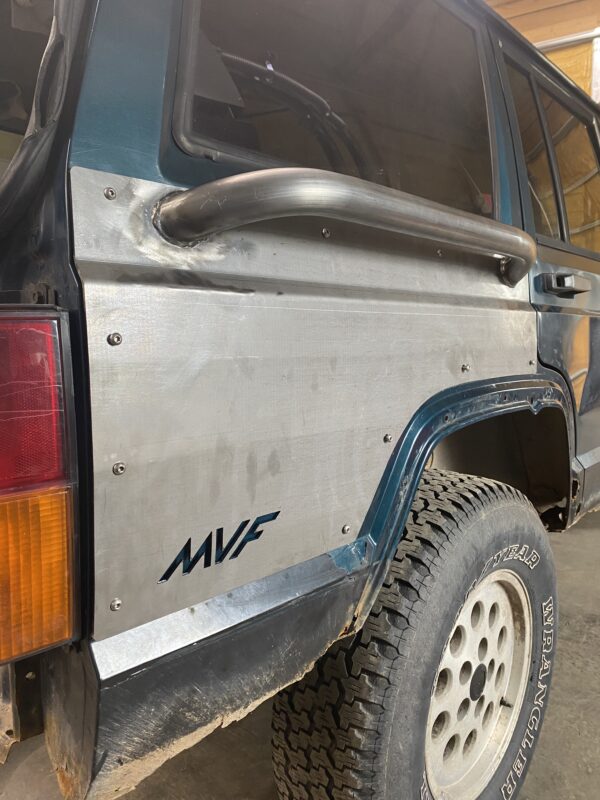 XJ 1984-2001 Jeep Cherokee Rear Quarter Panel Armor