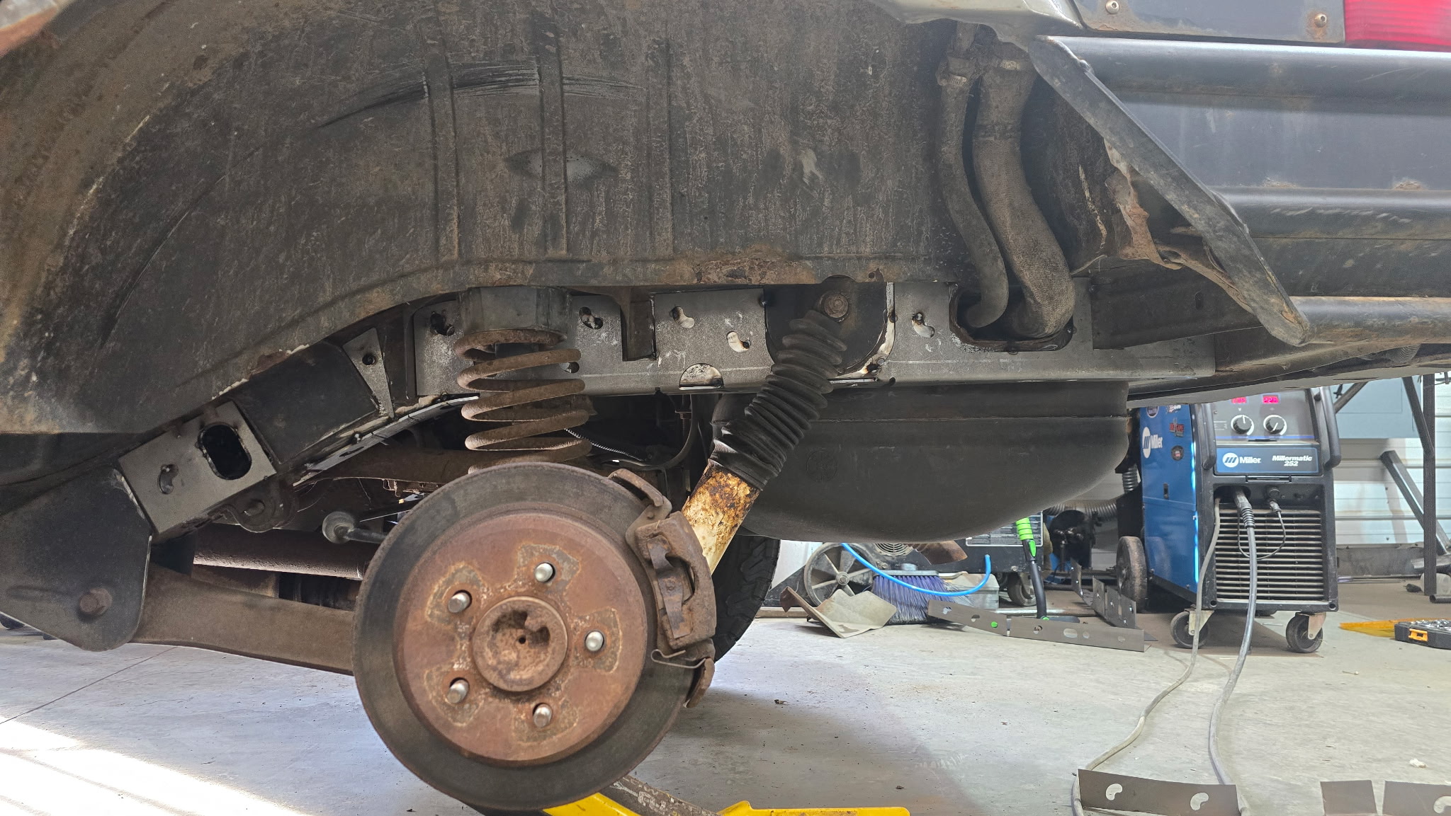 ZJ (1993-1998) Jeep Grand Cherokee Rear Frame Stiffeners