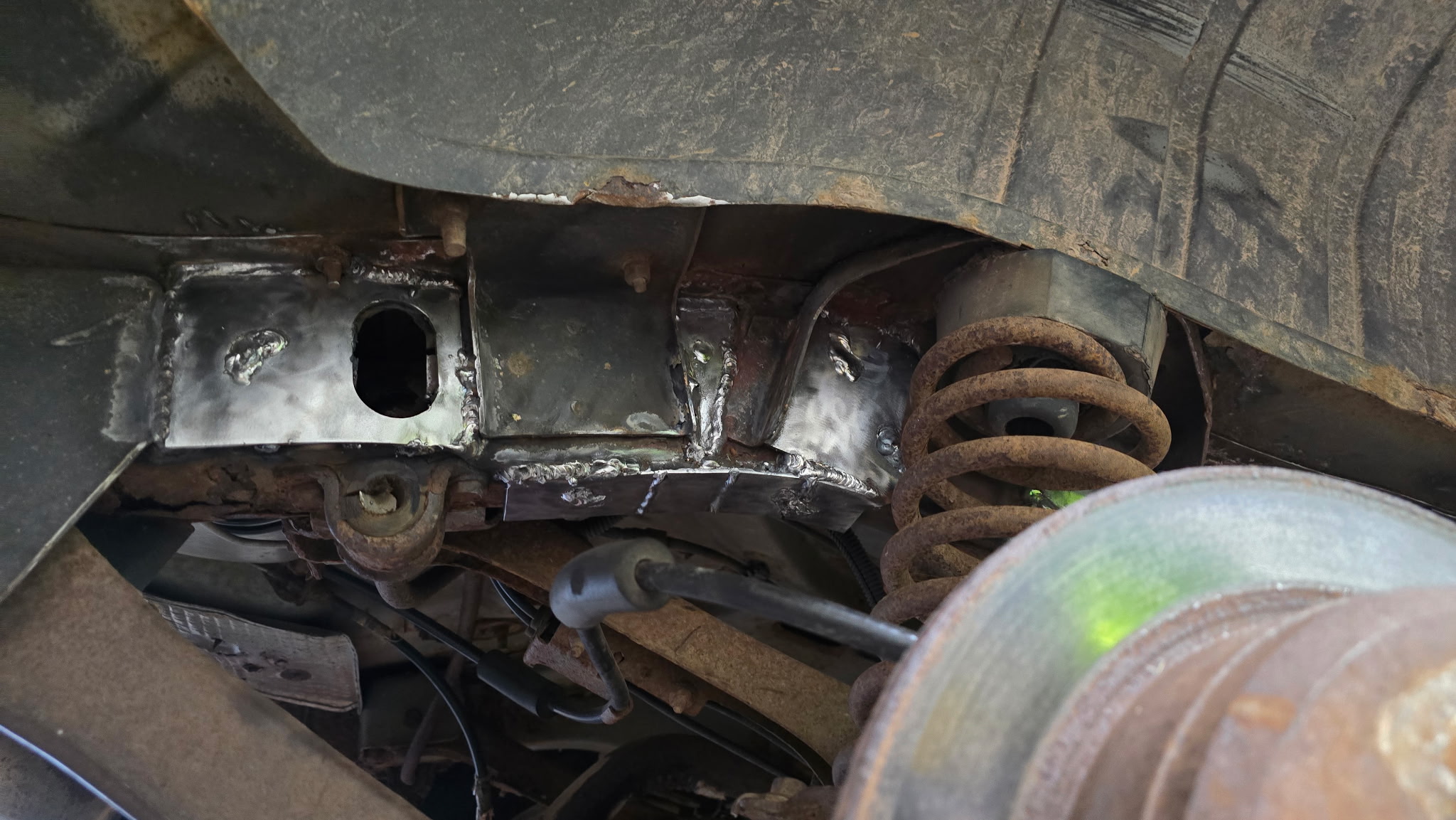 ZJ (1993-1998) Jeep Grand Cherokee Rear Frame Stiffeners