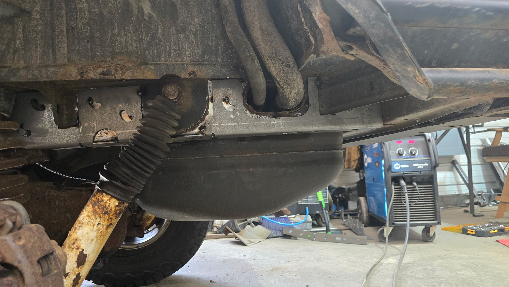 ZJ (1993-1998) Jeep Grand Cherokee Rear Frame Stiffeners