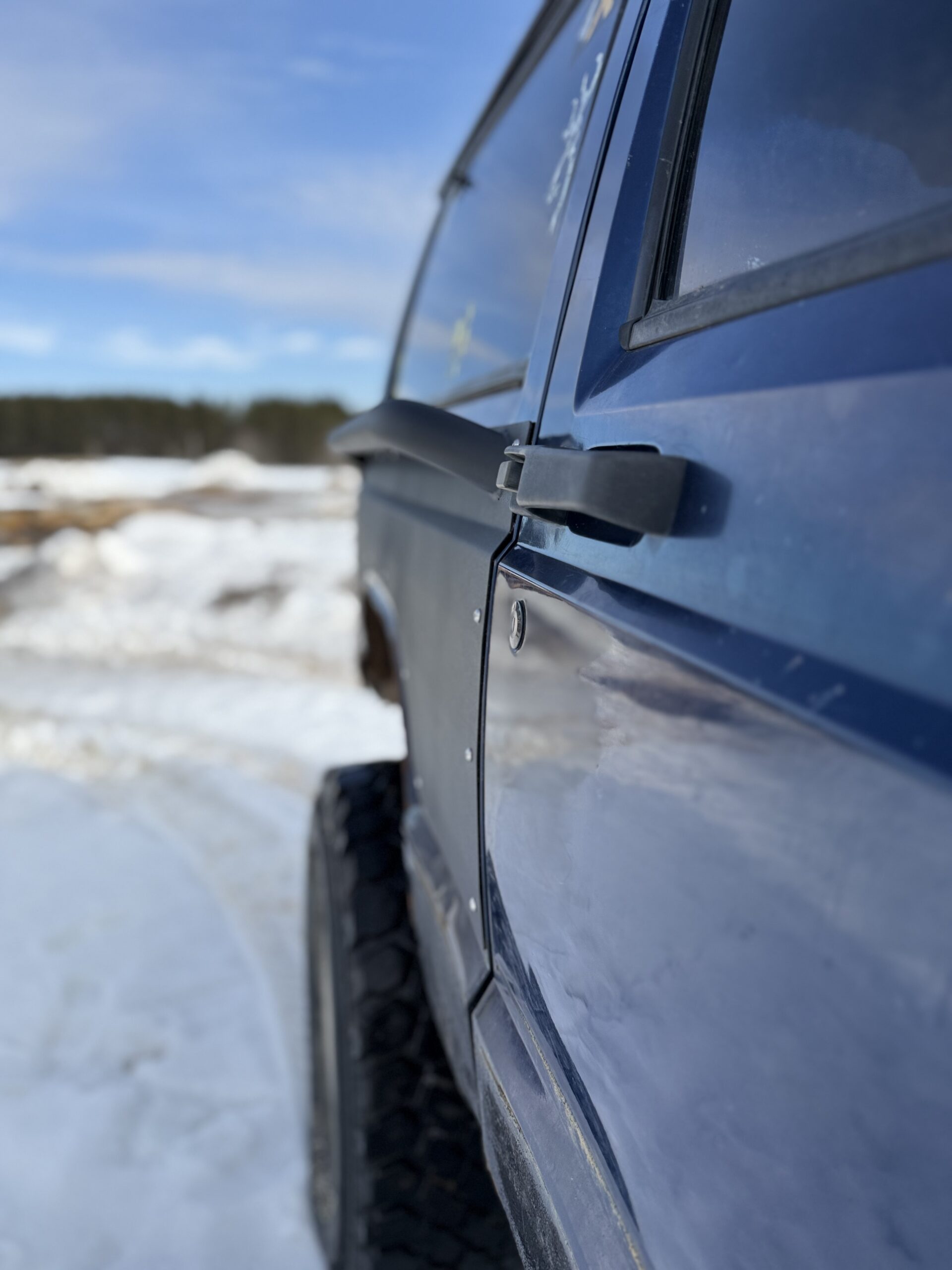 XJ (1984-2001) Jeep Cherokee - 2 Door Rear Quarter Panel Armor